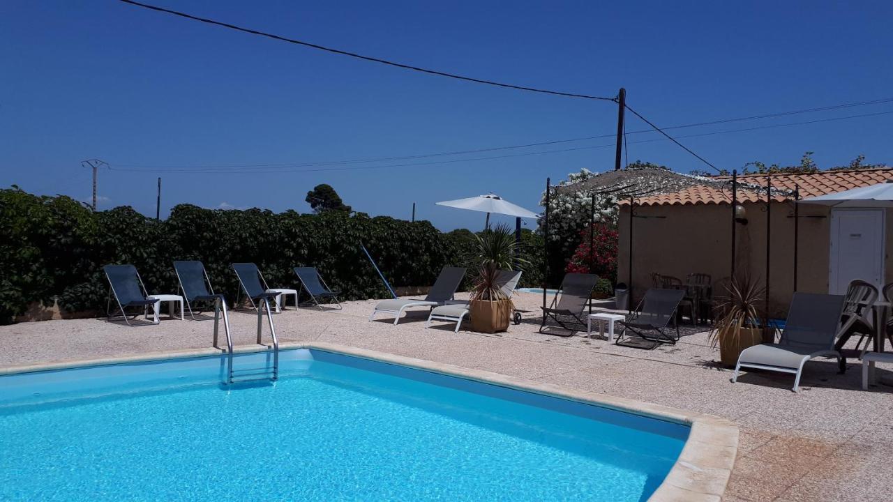 Hotel Restaurant Logis Hotellerie De Balajan Vic-la-Gardiole Exteriér fotografie
