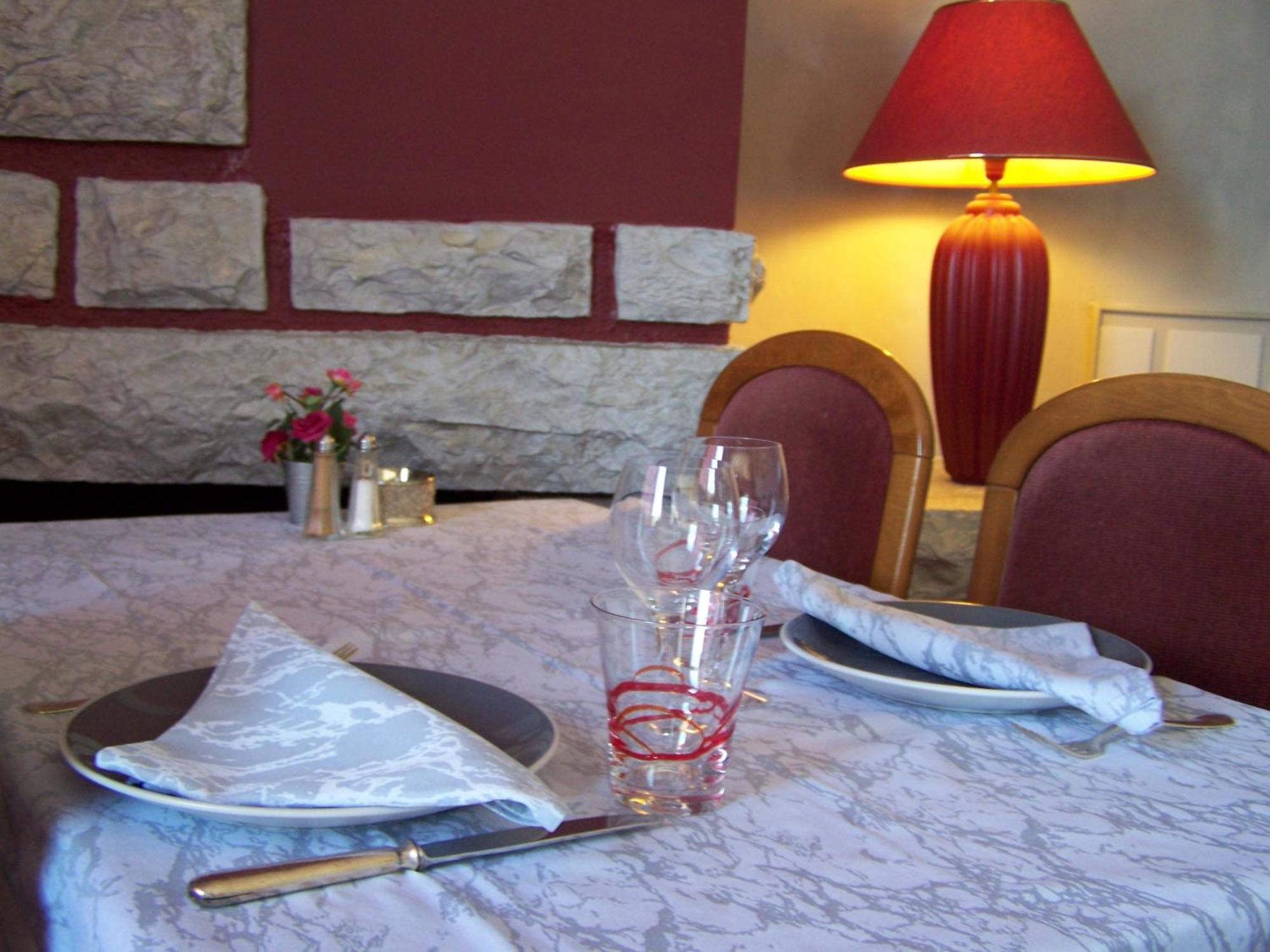 Hotel Restaurant Logis Hotellerie De Balajan Vic-la-Gardiole Exteriér fotografie