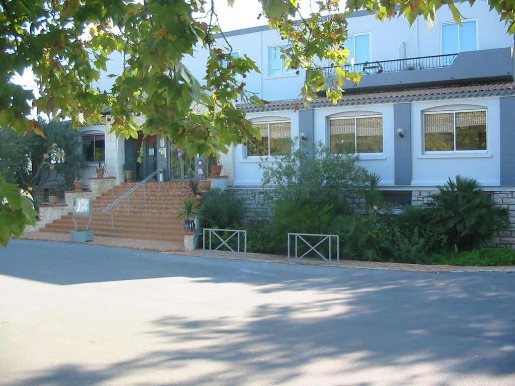 Hotel Restaurant Logis Hotellerie De Balajan Vic-la-Gardiole Exteriér fotografie